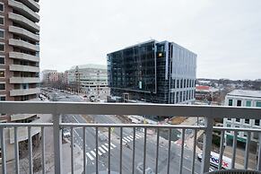 Cozy & Comfortable Condo in Ballston