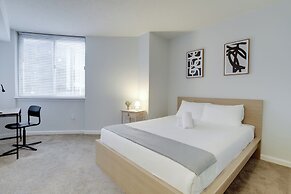Cozy & Comfortable Condo in Ballston