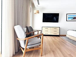 Blackbush Beach Resort