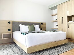 Blackbush Beach Resort