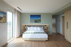 Blackbush Beach Resort