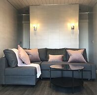 The Boatyard Glamping Lodges-fairline Lodge