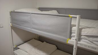 Ocean's Guesthouse - foreigners only