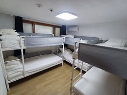 Ocean's Guesthouse - foreigners only