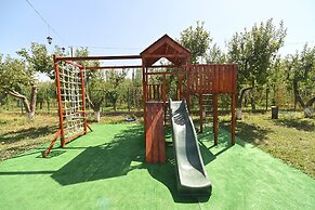 Hidden Garden Resort