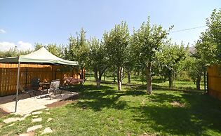 Hidden Garden Resort