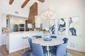 Malibu Beach House Bliss by Avantstay Beachfront + Private Beach Acces