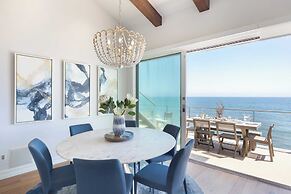 Malibu Beach House Bliss by Avantstay Beachfront + Private Beach Acces