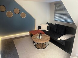 Apartment in Wembley by Belvilla