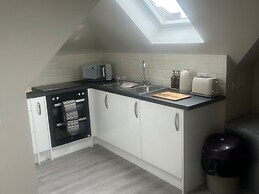 Apartment in Wembley by Belvilla