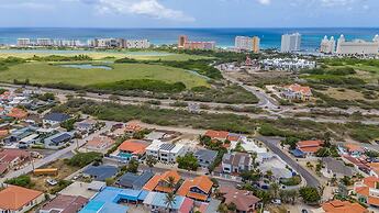 Renovated 4br2ba w Private Pool in Prime Location