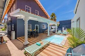 Renovated 4br2ba w Private Pool in Prime Location