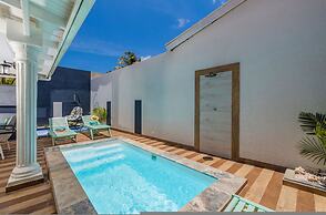 Renovated 4br2ba w Private Pool in Prime Location