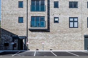 Luxury Manchester Apartment - Blue