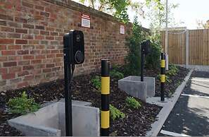 Luxury Manchester Apartment - Pink