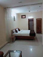 Goroomgo Mourya Inn Madhya pradesh