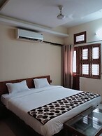 Goroomgo Mourya Inn Madhya pradesh