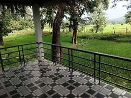 Room in B&B - Cottage In Farm House Dandeli