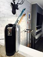 Perfect Located Apartment in the Heart of Hotham