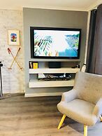 Perfect Located Apartment in the Heart of Hotham