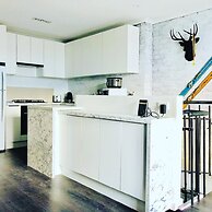 Perfect Located Apartment in the Heart of Hotham