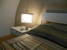 Central House Apartment