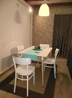 Central House Apartment