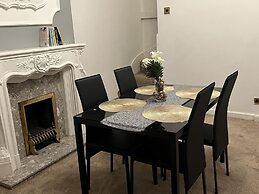 Smethwick/uk/2 Bedroom House/tv/wifi