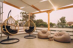 Sirens Luxury Apartments Palouki