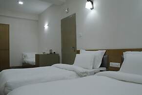 Goroomgo Twin Spring Gangtok