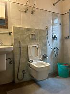 Goroomgo Twin Spring Gangtok