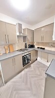 Cozy 4-bed House in Accrington