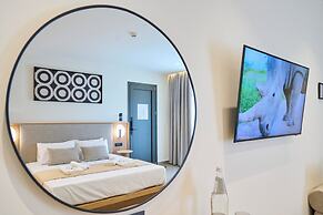 Monarco Executive Rooms