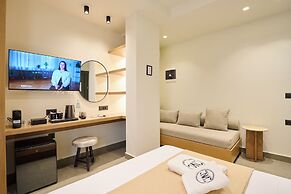 Monarco Executive Rooms