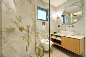 Monarco Executive Rooms