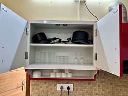 SRI APARTMENT HOMESTAY 2BHK