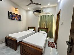 SRI APARTMENT HOMESTAY 2BHK