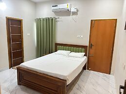 SRI APARTMENT HOMESTAY 2BHK