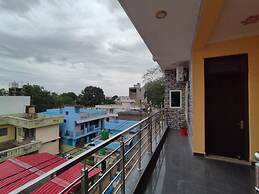 Goroomgo Anandam Home Stay Rishikesh