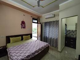 Goroomgo Anandam Home Stay Rishikesh