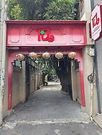 Lucy Hotel & Apartment