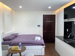 Lucy Hotel & Apartment