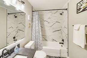 Walk to Expo Square Pavilion: Updated Tulsa Home!