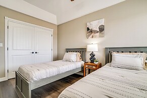 El Paso Home Near Downtown & Parks