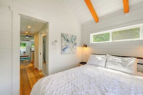 Franklin Cottage: Deck w/ Blue Ridge Mtn Views!