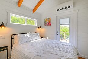 Franklin Cottage: Deck w/ Blue Ridge Mtn Views!