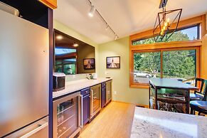 Washington Gem on 8.5 Acres: Clamming Nearby!