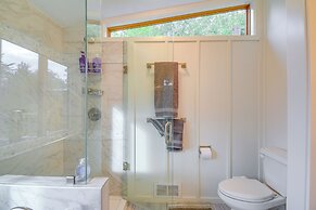 Washington Gem on 8.5 Acres: Clamming Nearby!