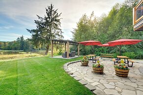 Washington Gem on 8.5 Acres: Clamming Nearby!