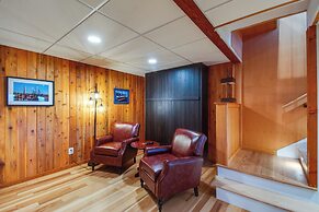 Washington Gem on 8.5 Acres: Clamming Nearby!